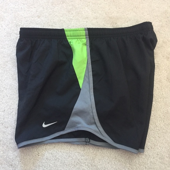Nike Dri Fit running shorts - Picture 4 of 4